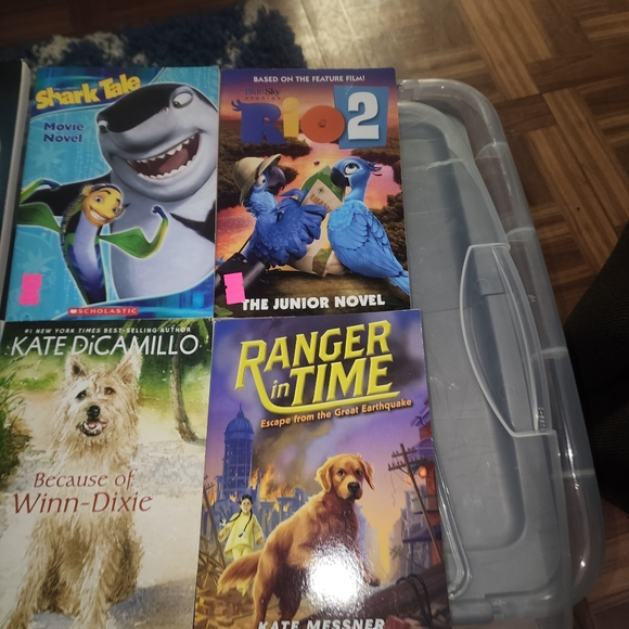 BOOK LOT OF 6 ANIMAL DOG YOUTH TEEN BOOKS GOOD READS - Picture 4 of 5